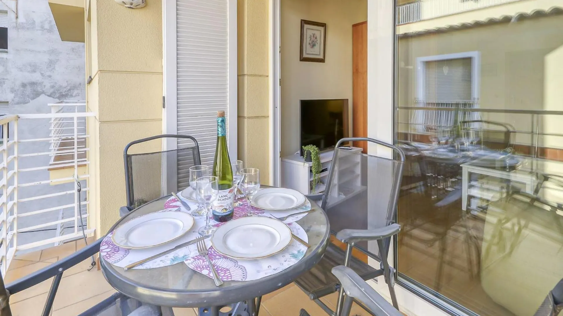 Beautiful Apartment With View Roses 0*,