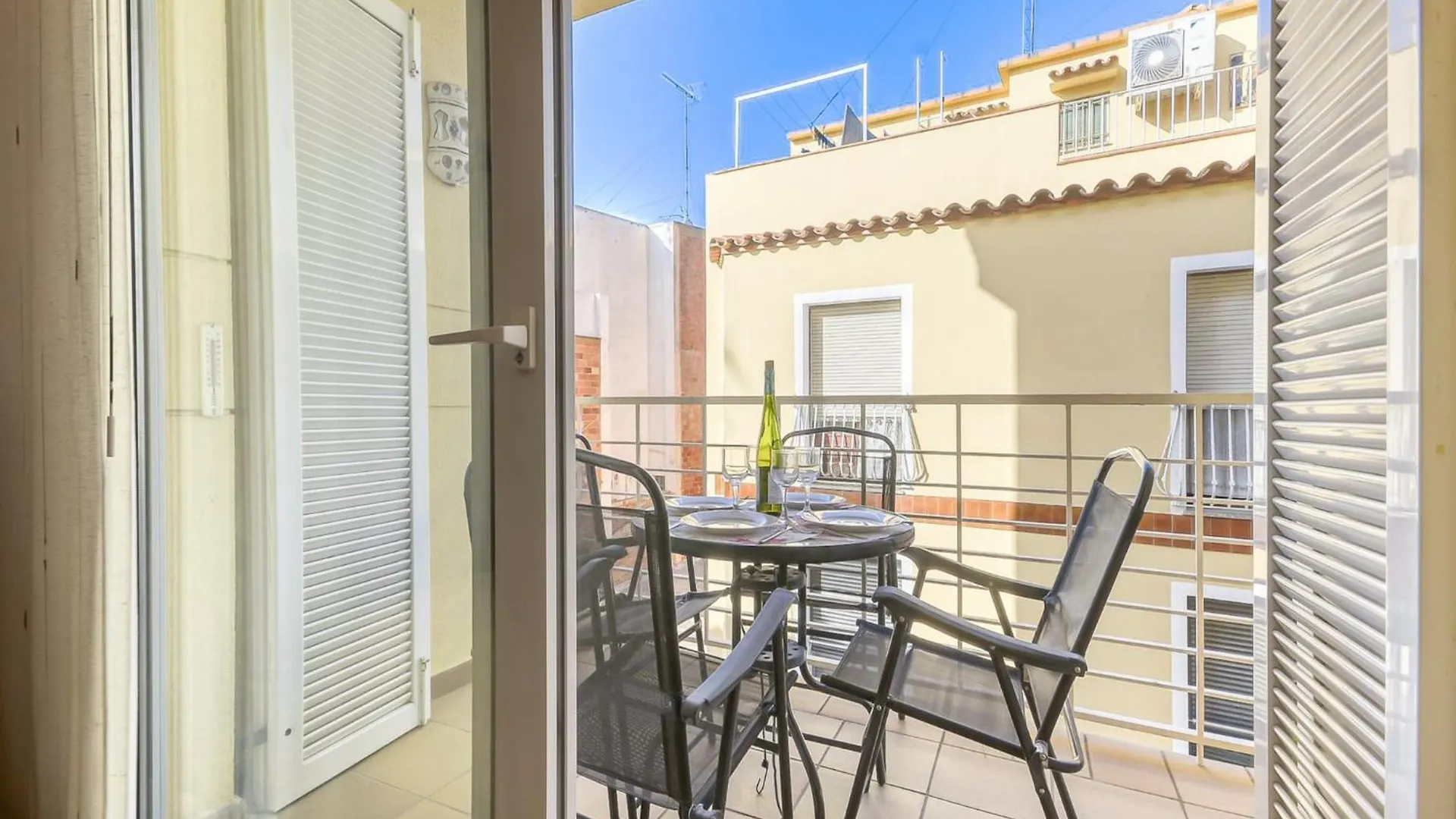 Beautiful Apartment With View Roses 0*,